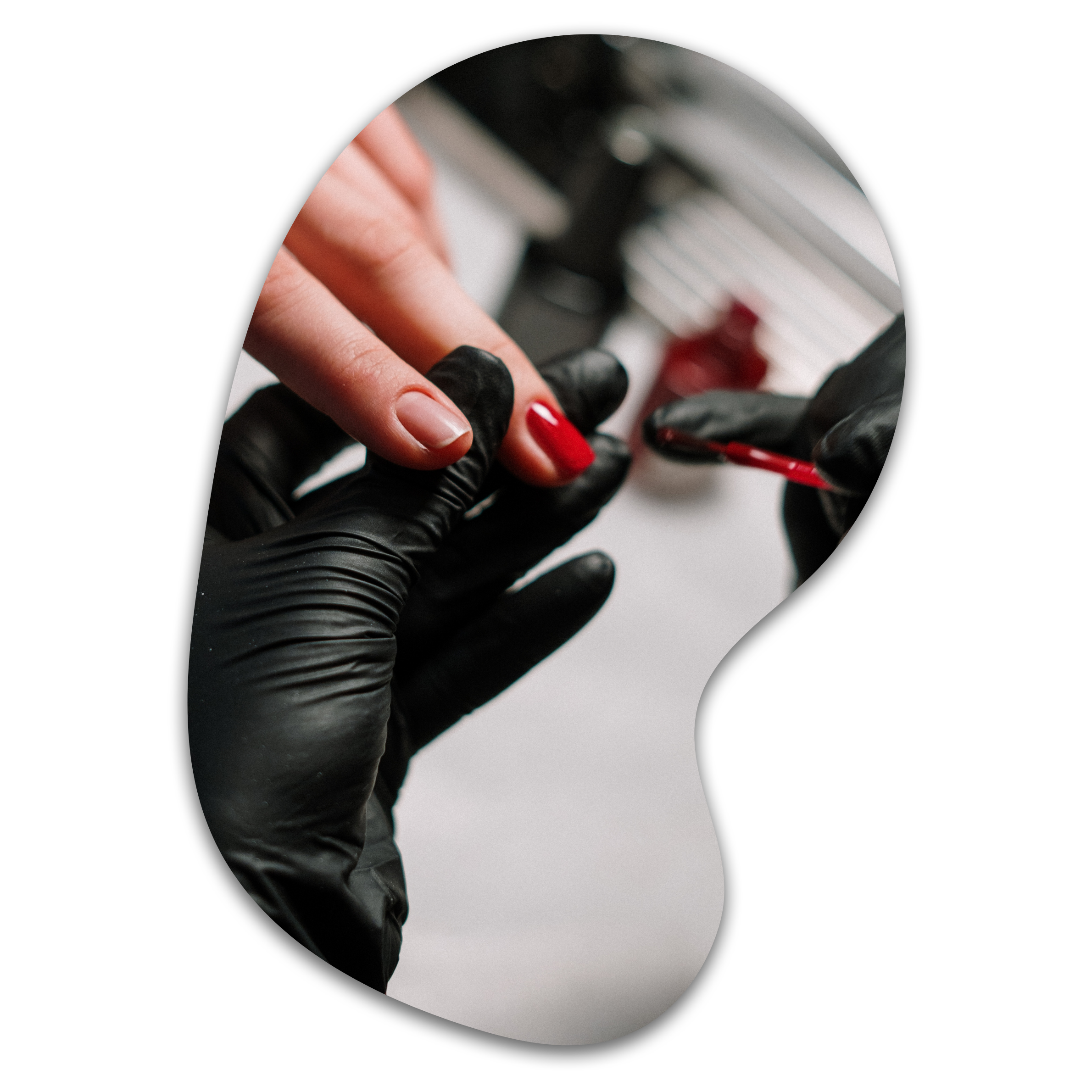 Практика по педикюр с червен лак